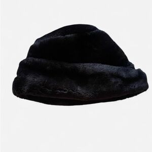 Black Faux Fur Bucket‎ Hat